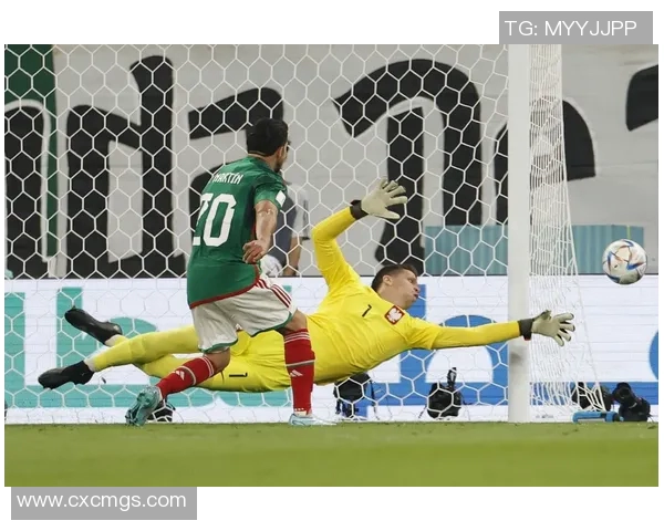 舒梅切尔演绎神奇时刻三次拒绝点球成就传奇守门员之路